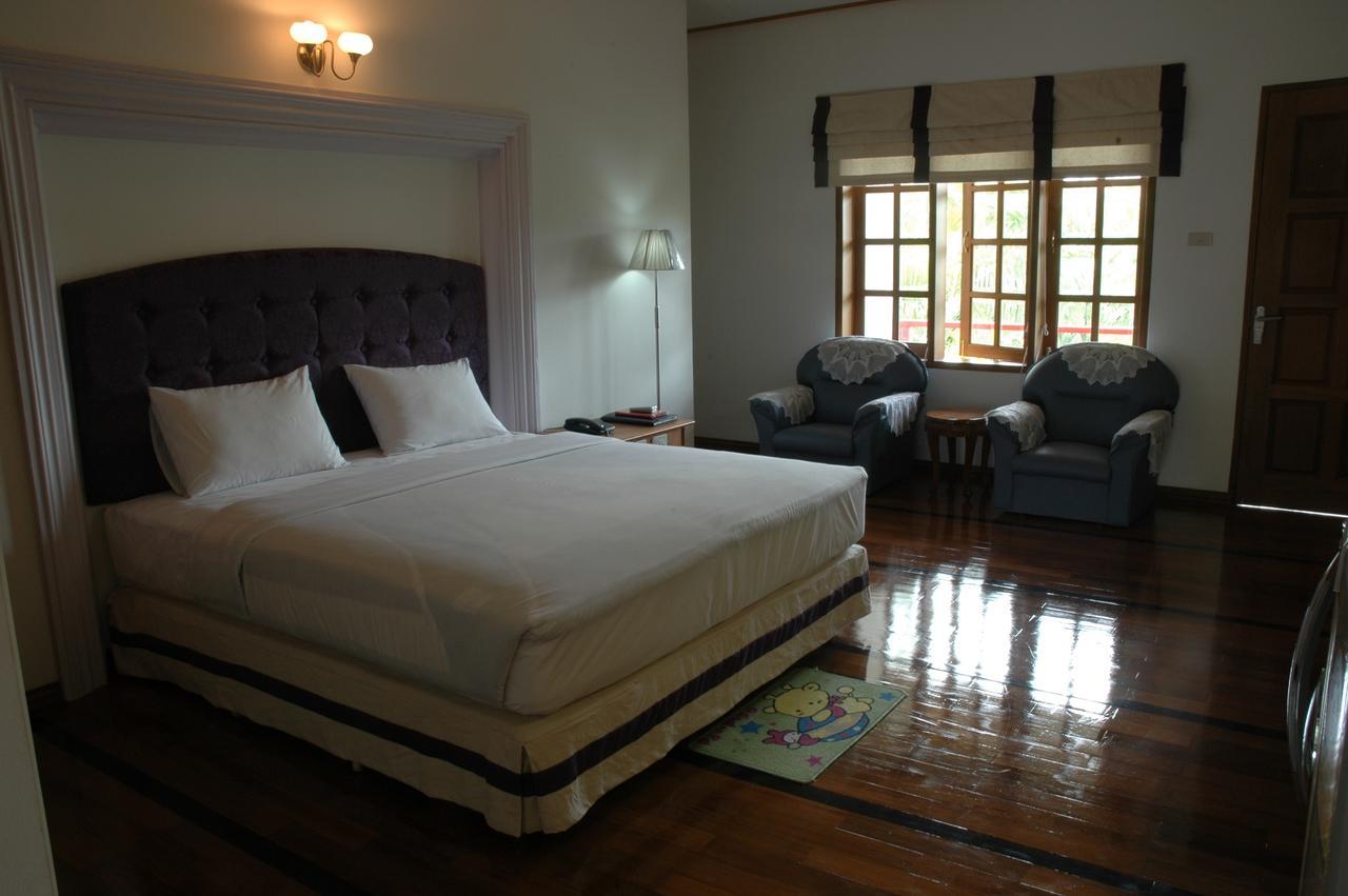Myanmar Life Hotel Yangon Exterior photo